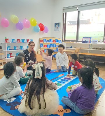 Book Reading Buddies Club - 1 tháng 4 năm 2023